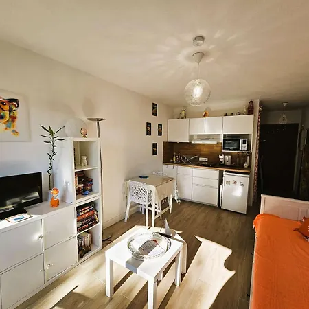 Cosy, Wifi, Climatiseur, A Pied アパート Saint-Elme